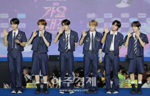 [포토] NCT WISH(엔시티 위시), 2025 SBS 가요대전 Summer 블루카펫 참석