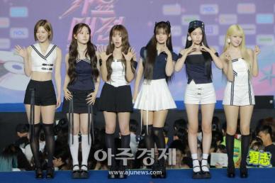 [포토] NMIXX(엔믹스), 2025 SBS 가요대전 Summer 블루카펫 참석