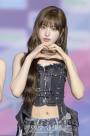 [포토] 포즈 취하는 아이브 리즈 (2025 SBS 가요대전 썸머)