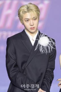 [포토] 포즈 취하는 올데프 우찬 (2025 SBS 가요대전 썸머)