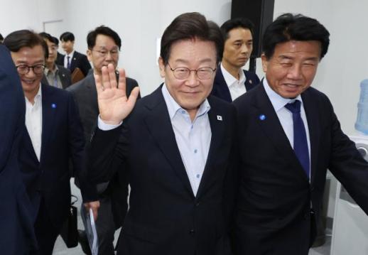 李대통령 지지율, 61.5%…2주 연속 소폭 하락