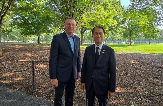 Veterans minister reaffirms strength of US-South Korea alliance on armistice anniversary