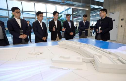 과학인재 빨아들이는 美·中… 한국도 석학·신진연구자 유인책 시동