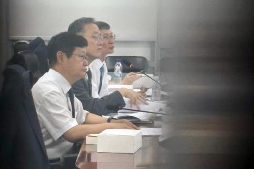 당정, 법인세 25%로 정상화…대주주 기준 50억→10억원(종합)