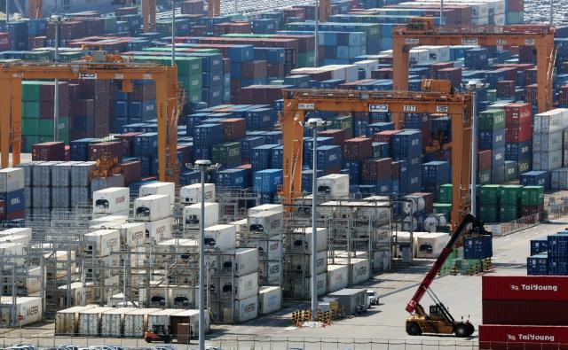 IMF将韩国今年经济增长预期下调至0.8%