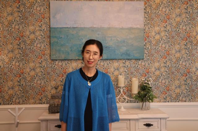 권수영 작가 사진 김호이 기자