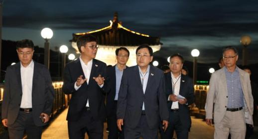 취임 첫날 경주 간 최휘영 문체부 장관 APCE, 문화정상회의 되도록 총력 