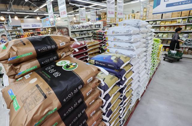 Dispute over US rice access clouds prospects for Lee-Trump summit