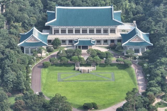 韩国青瓦台时代即将回归 三年对外开放画上句号
