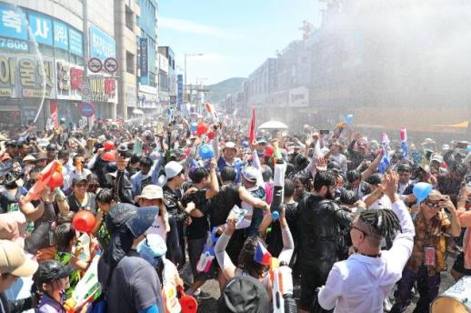 폭염도 잠재웠다 제18회 정남진 장흥 물축제 3일 마침표