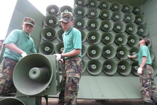 韩国军方拆除对朝喊话扩音器