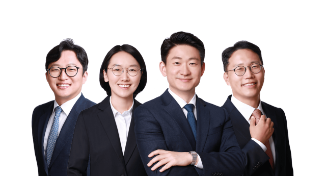 왼쪽부터 오지헌 강서영 임창국센터장 구창훈 변호사 사진법무법인 원 제공