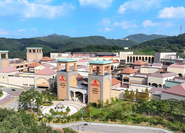 롯데프리미엄아울렛 기흥점 외부 전경 사진롯데백화점