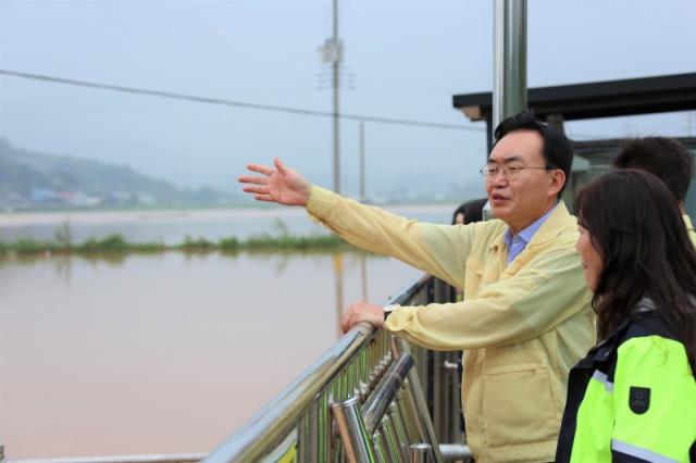 수해현장을 찾은 윤병태 나주시장 사진나주시