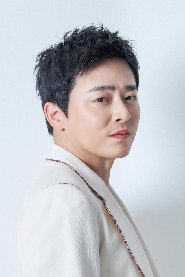 영화 좀비딸 배우 조정석 사진NEW