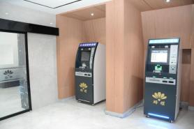 North Korea embraces nascent mobile payment services