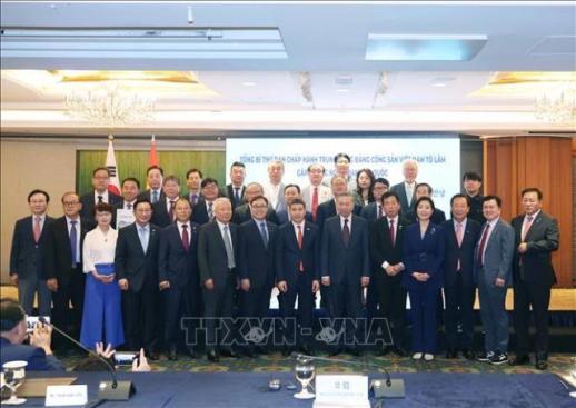 Tổng Bí thư Tô Lâm gặp những người bạn Hàn Quốc