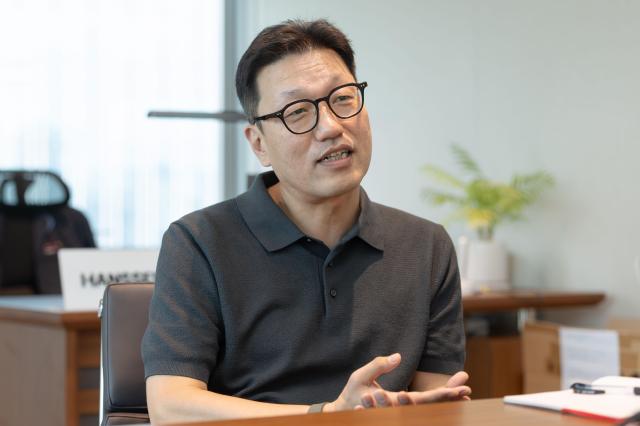 캡션에 주요 멘트 한 줄 부탁드립니다 고영남 한샘 연구소장 인터뷰사진유대길 기자 dbeorlf123ajunewscom