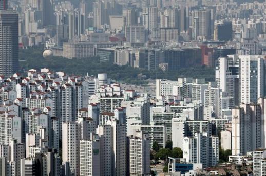 대출 규제에 서울 아파트 절반이 저가 거래...30억 초과 거래도↑