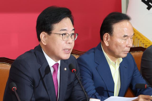 송언석 국민의힘 비상대책위원장 겸 원내대표가 11일 서울 여의도 국회에서 열린 비상대책위원회의에서 발언하고 있다사진연합뉴스