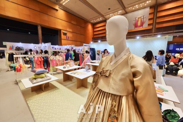 Hanbok Expo takes place at COEX in Gangnam-gu Seoul on Aug 7 2025 AJP Han Jun-gu