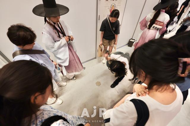 Hanbok Expo takes place at COEX in Gangnam-gu Seoul on Aug 7 2025 AJP Han Jun-gu