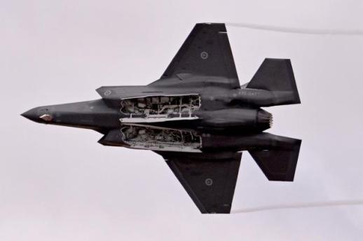 인도, 미국 F-35·러시아 Su-57 전투기 구매 검토