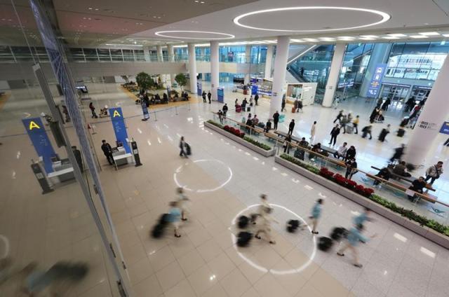 인천공항 제2터미널 입국장 모습 사진연합뉴스DB