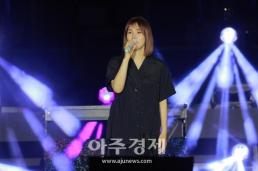 둘째 임신한 거미, '살짝 나온 D라인'