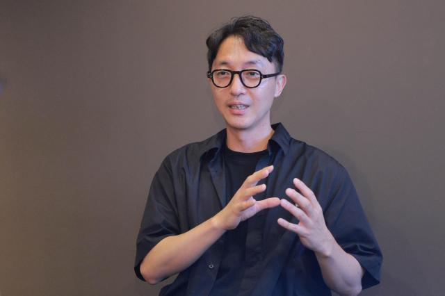 박상목 아커드 총괄팀장이 7일 오후 서울 중구 아커드 쇼룸에서 아주경제신문과 인터뷰하고 있다 사진유대길 기자 dbeorlf123ajunewscom