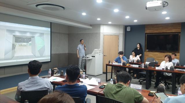 순천제일대학가 지난 14일 한국산업안전보건공단 등 관계 기관이 참석한 가운데 여수안전체험교육장 디지털 트윈 최종 성과품 발표회 및 공동수업 운영 협의회를 개최했다 사진순천제일대학교
