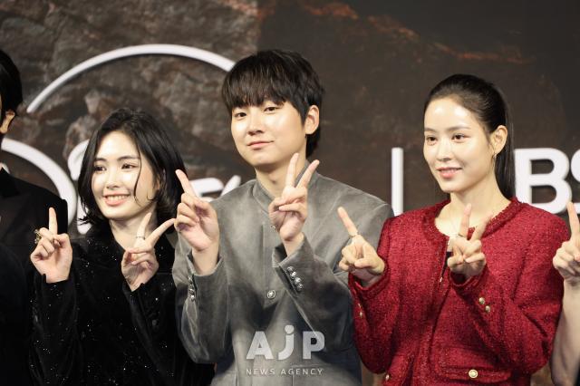 Actors Regina Lei Sung Yu-been and Ahn Ji-hye Han Jun-gu