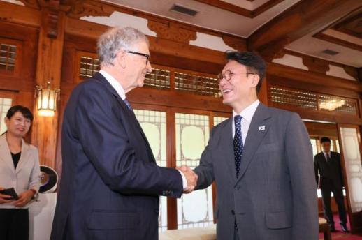 金총리, 빌 게이츠와 오찬…글로벌 보건 협력 등 논의