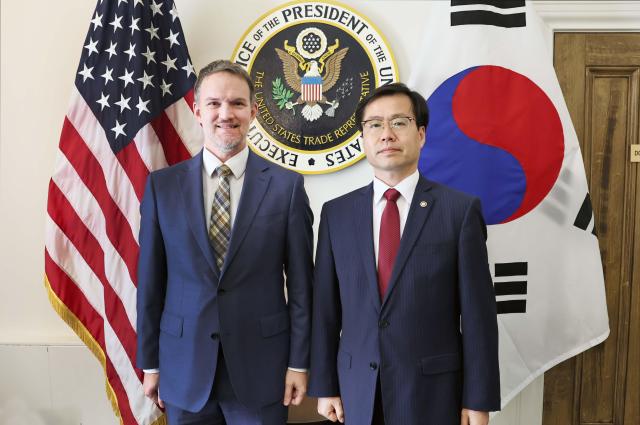South Korean officials in Washington to finalize tariff talks before Lee-Trump summit