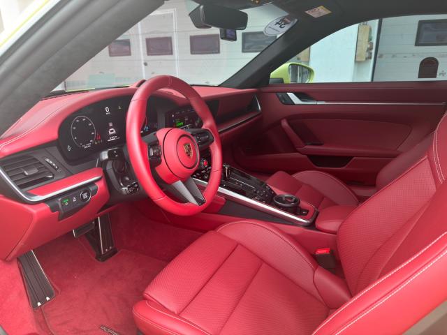포르쉐 신형 911 GTS 내부 사진이성진 기자
