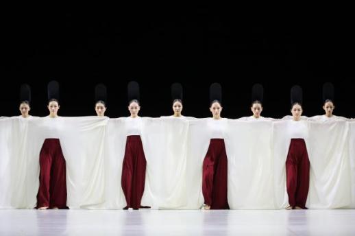 PHOTOS: One Dance, a modern reinterpretation of Joseon royal ritual dance (4)