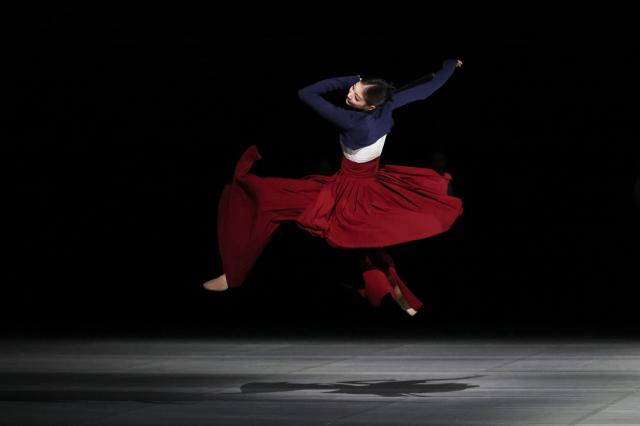 PHOTOS: One Dance, a modern reinterpretation of Joseon royal ritual dance (5)