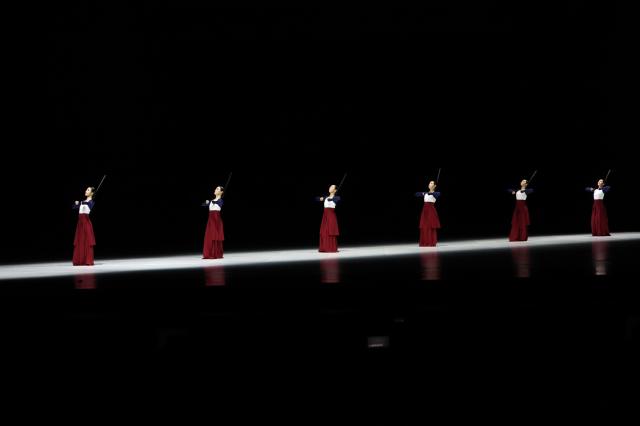 Korean traditional dance performance “One Dance” AJP Han Jun-gu