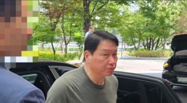 방미사절단 동행 위해 출국하는 최태원 SK그룹 회장 사진연합뉴스