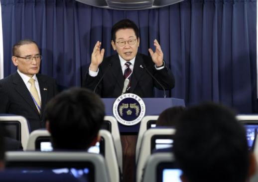 李在明支持率时隔三周止跌反弹