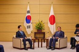 日여론 60% "전후 80년 메시지 찬성"....이시바, 고이즈미 전 총리 조언 받아