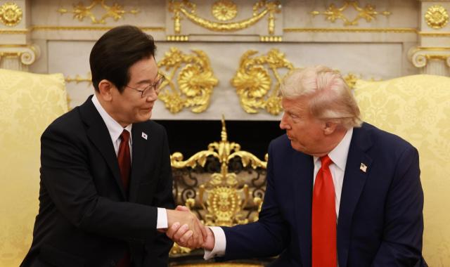 Lee pledges with Trump to resume talks with North Korea in first bilateral summit in Washington