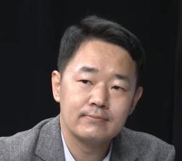 궤도 오른 한반도 외교… 발로 뛰는 페이스메이커로