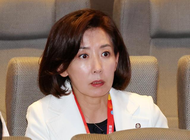 국민의힘 나경원 의원이 28일 인천국제공항공사 항공교육원에서 열린 2025 국민의힘 국회의원 연찬회에 참석해 있다 사진연합뉴스