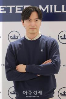 [포토] 이진욱, 가을 분위기 물씬