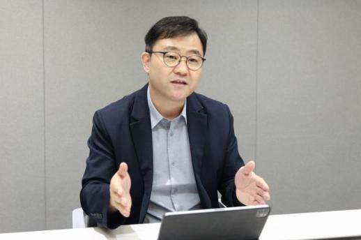 [아주초대석] 유병우 SK시그넷 CTO "세계 최고 충전기 보급률은 착시현상"
