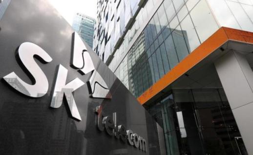 SKT, 1400억 과징금에 재무 부담 가중…자산 매각 속도 조절 불가피