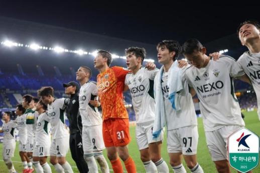 포옛 지도력 앞세운 전북, 조기 우승·더블 실현 성큼
