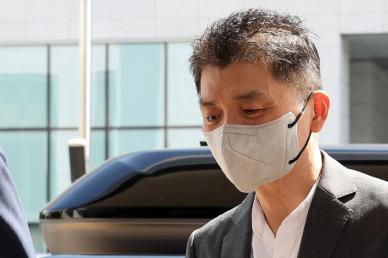 사법리스크 덮친 카카오, 투심은 어디로?