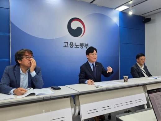 김영훈 노동장관 산업안전, 노사 공동의 이익…친노동 곧 친기업